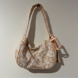 Cute wild fable bag NWT attached the hand sanitizer holder! 💛🌼🌼🌼